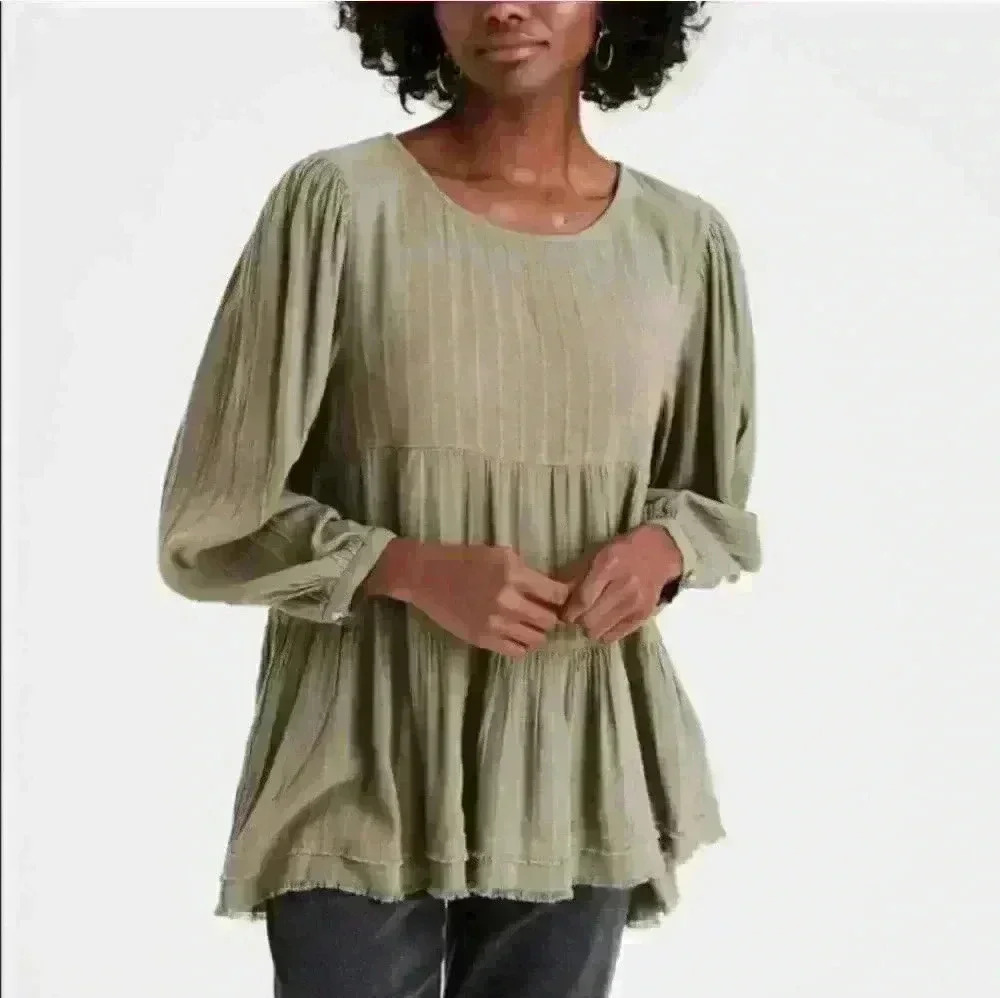 American Eagle Boho Green Open Back Blouse